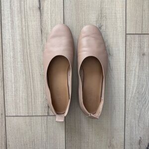 Everlane Women's Tan Day Glove Leather Flats